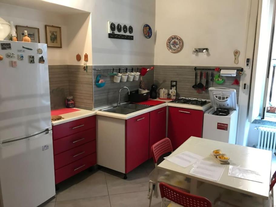 Casa Vacanza Trinita Наполи Екстериор снимка